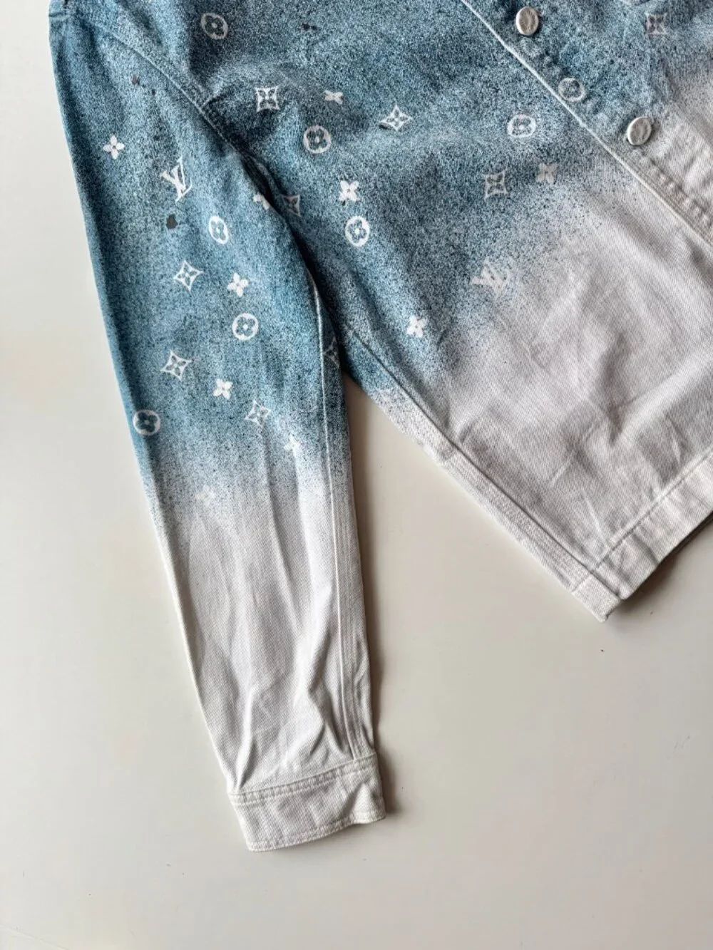 LOUIS VUITTON AW2020 Snowfall Gradient Ombre Logo Denim Overshirt, Size M - Picture 7 of 16